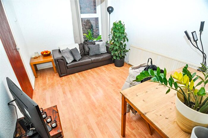 1 Bedroom Flat To Rent In Clyde Road, Manchester, M20