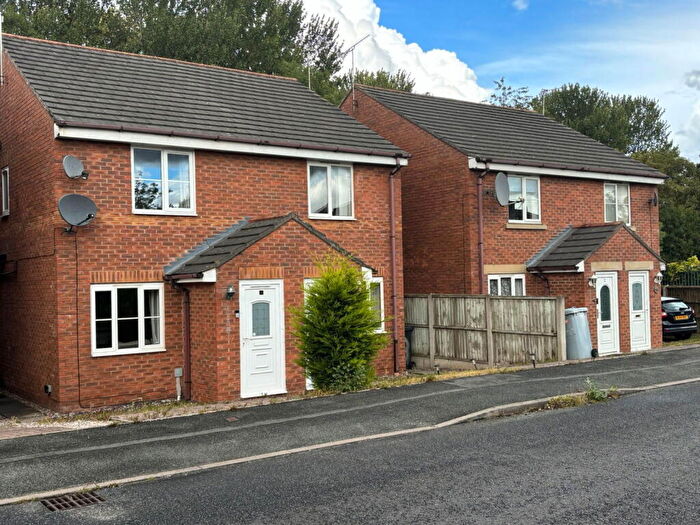 2 Bedroom Semi-Detached House For Sale In Brookdale Park, Crewe, CW2