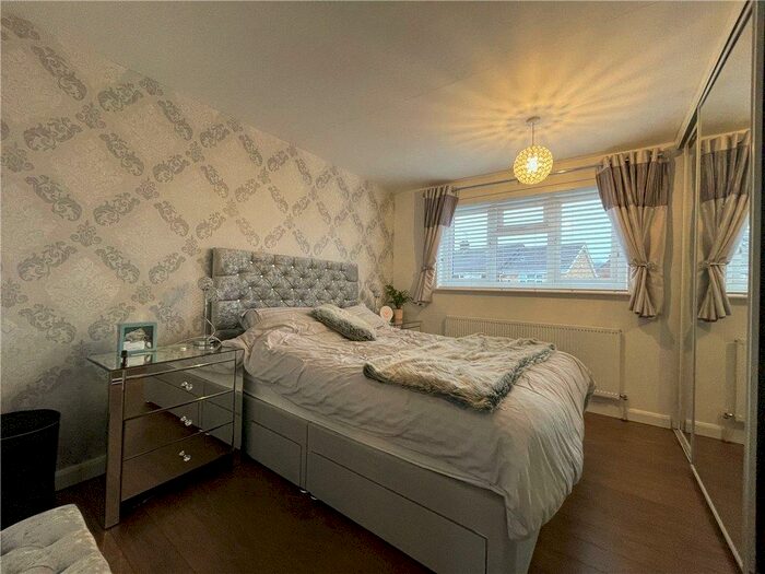 2 Bedroom End Of Terrace House For Sale In Avon Street, Warwick, Warwickshire, CV34