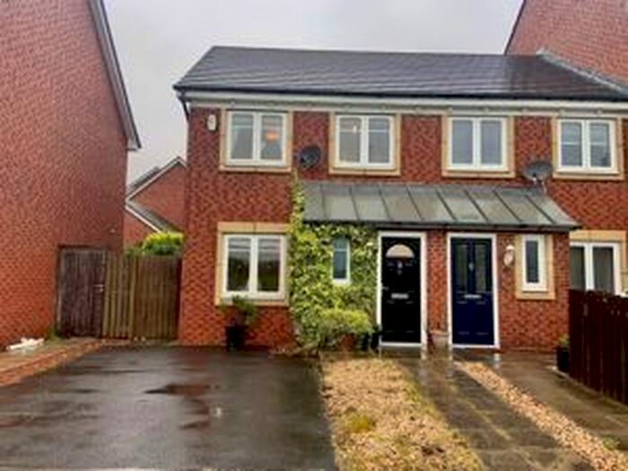 3 Bedroom End Of Terrace House To Rent In Manor Park, Benton, Newcastle Upon Tyne, NE7