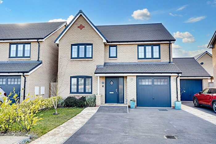4 Bedroom Detached House For Sale In King James Close, Fordham, CB7