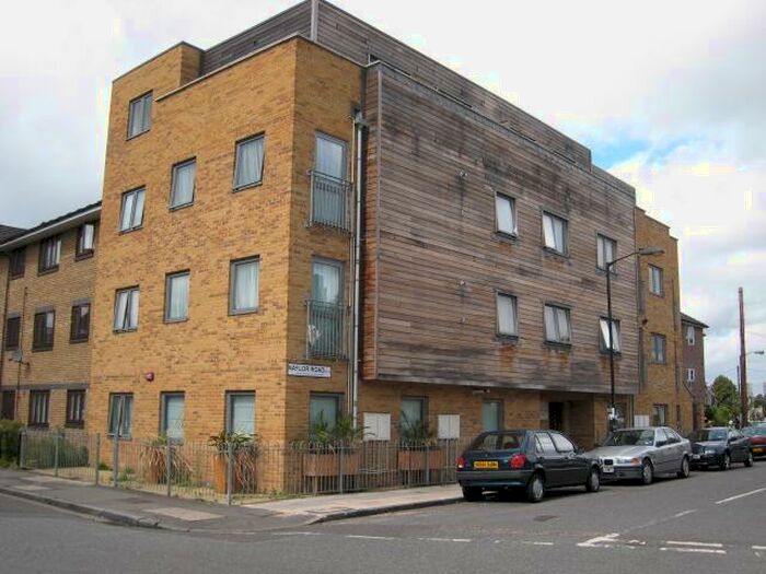 2 Bedroom Flat To Rent In Naylor Road Peckham, SE15