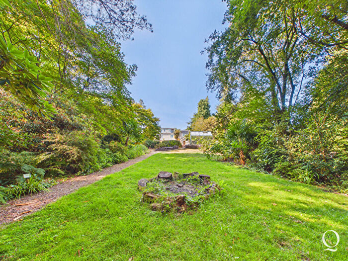 6 Bedroom Detached House For Sale In High Park Road, Broadstone, BH18 - Photo 6
