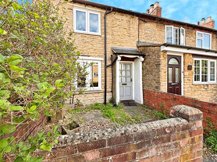 2 Bedroom Terraced House For Sale In North Street, Bicester, Oxfordshire, OX26