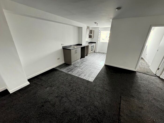 2 Bedroom Flat To Rent In Temple Street, Wolverhampton, WV2