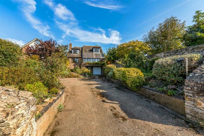 3 Bedroom Detached House For Sale In Glebe Road, North Luffenham, Rutland, LE15