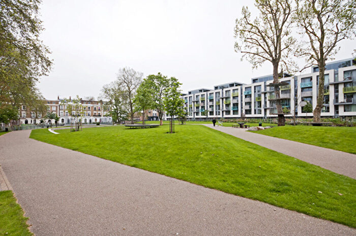 1 Bedroom Apartment For Sale In Blackthorn Avenue, London, N7