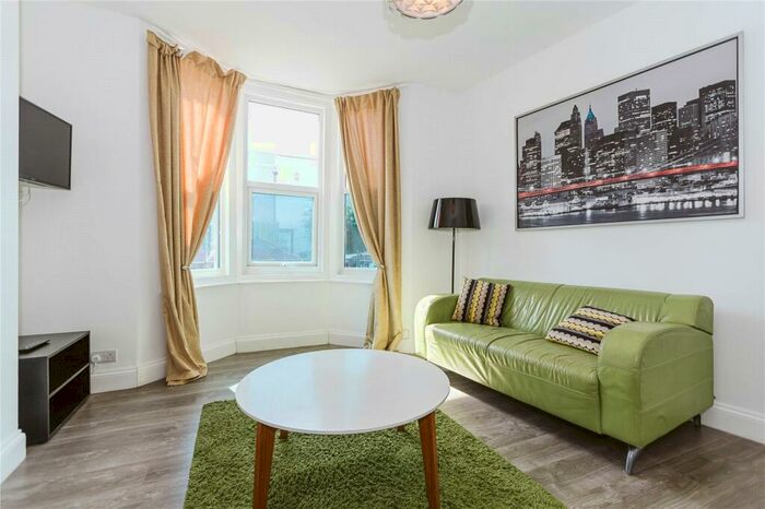 2 Bedroom Apartment To Rent In Daisy Road, Easton, Bristol, BS5