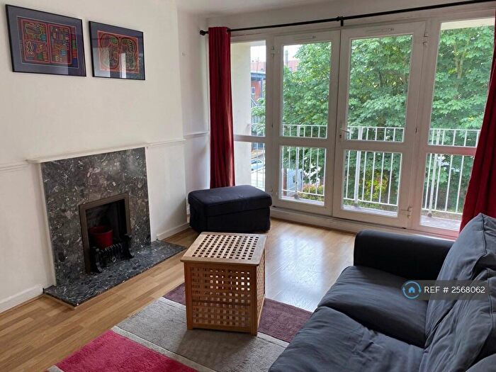 2 Bedroom Flat To Rent In Stevens Avenue, London, E9