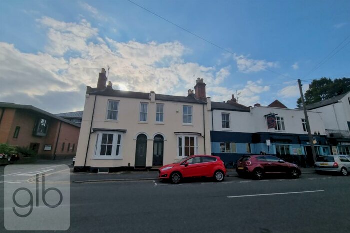 6 Bedroom Semi-Detached House To Rent In Oxford Street, Leamington Spa, CV32