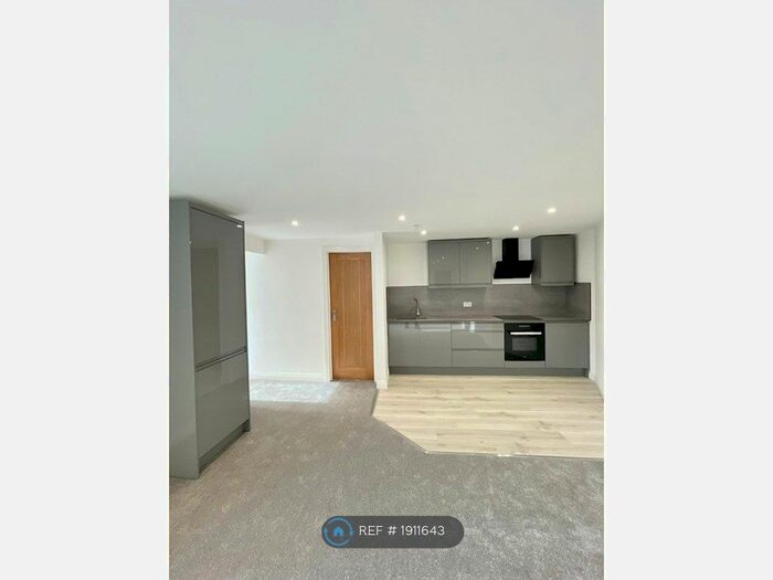 1 Bedroom Flat To Rent In Feadon Lane, Portreath, Redruth, TR16