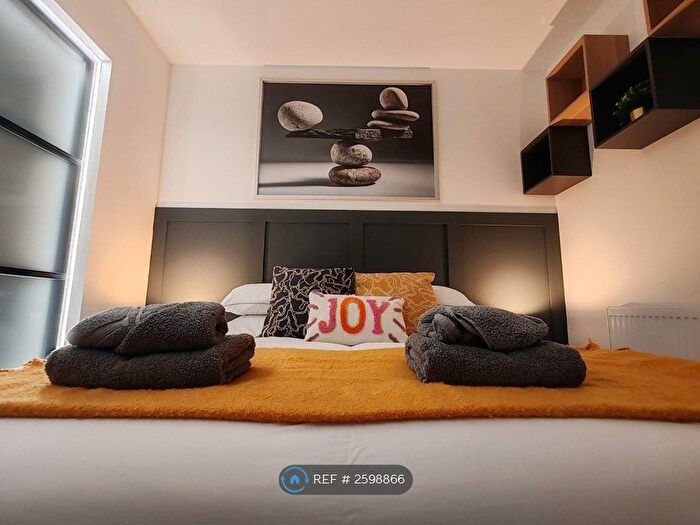 1 Bedroom Flat To Rent In Christchurh Road, Bournemouth, BH1