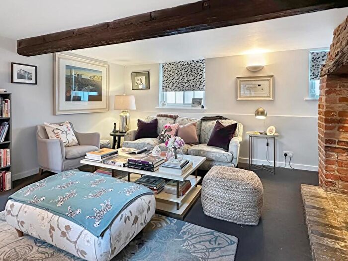 3 Bedroom Detached House For Sale In High Street, Trumpington, Cambridge, CB2