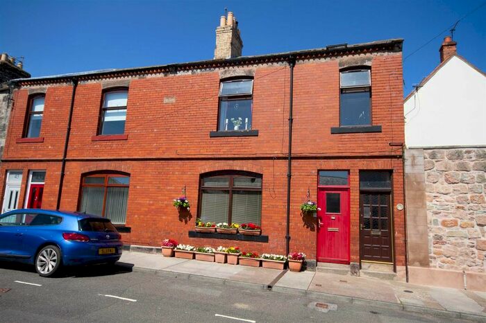 2 Bedroom Flat For Sale In High Greens, Berwick-Upon-Tweed, TD15