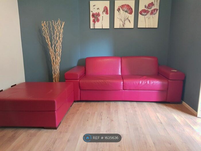 Studio To Rent In Greene House, London, SE1