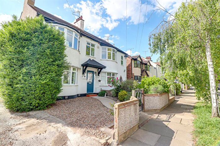 3 Bedroom Semi-Detached House For Sale In Cheltenham Drive, Leigh-on-Sea, SS9