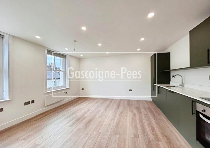 1 Bedroom Apartment To Rent In North Street, Dorking, RH4