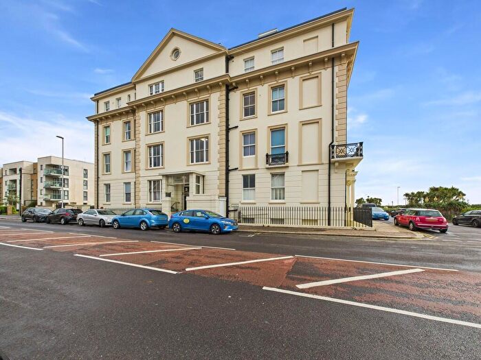2 Bedroom Apartment To Rent In Heene Terrace, Worthing, BN11