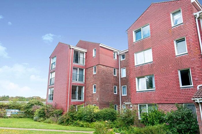 2 Bedroom Flat To Rent In Kemp Court, Brighton, BN2