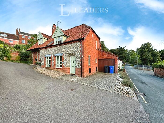 3 Bedroom Cottage To Rent In Stepping Hill, Puddingmoor, NR34