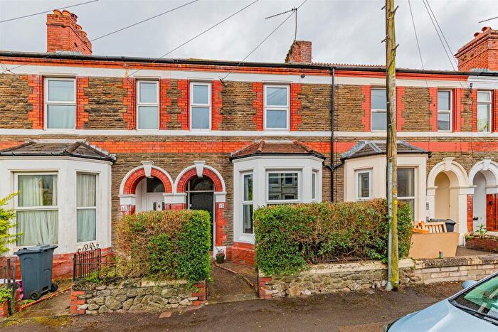 3 Bedroom Terraced House For Sale In Llanishen Street, Cardiff, CF14