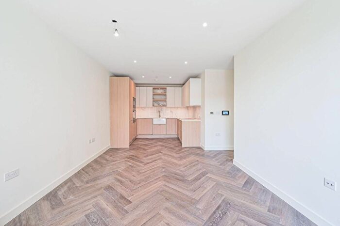 2 Bedroom Flat For Sale In The Hyde, Hendon, London, NW9