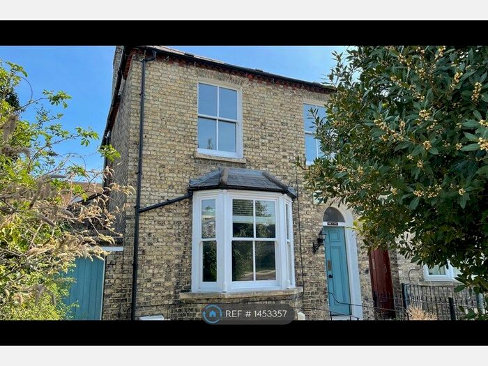 1 Bedroom Flat To Rent In Hills Road, Cambridge, CB2