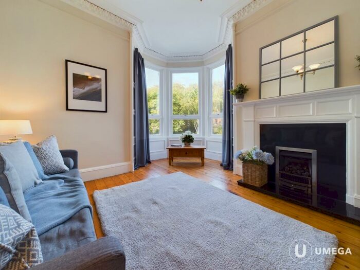 2 Bedroom Flat To Rent In Comely Bank Road, Comely Bank, Edinburgh, EH4