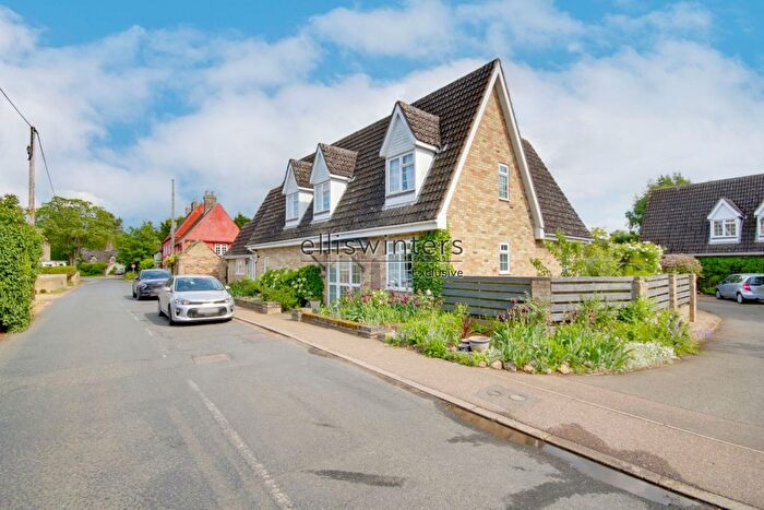 4 Bedroom Detached House For Sale In High Street, Hemingford Abbots, PE28