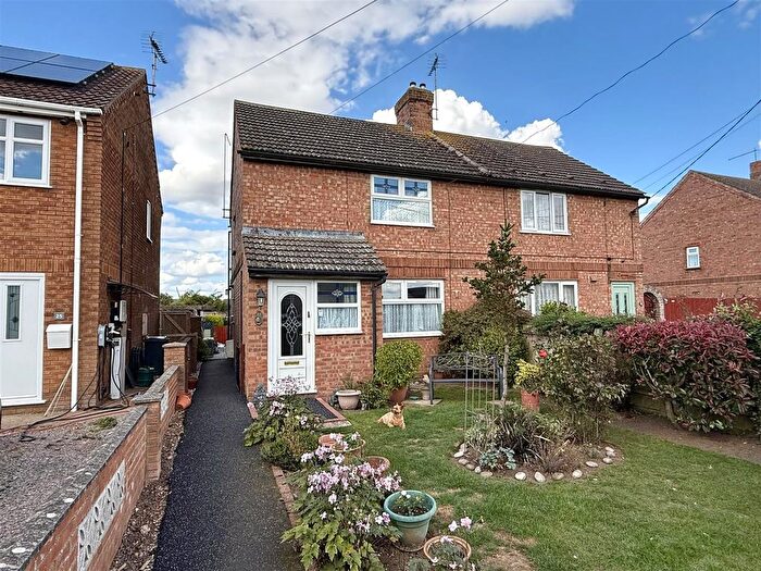 2 Bedroom Semi-Detached House For Sale In Bakestraw Gate, Moulton, Spalding, PE12