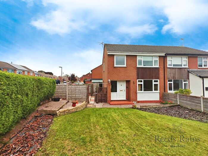3 Bedroom Semi-Detached House For Sale In Meadow Lane, Moulton, Northwich, Cheshire, CW9