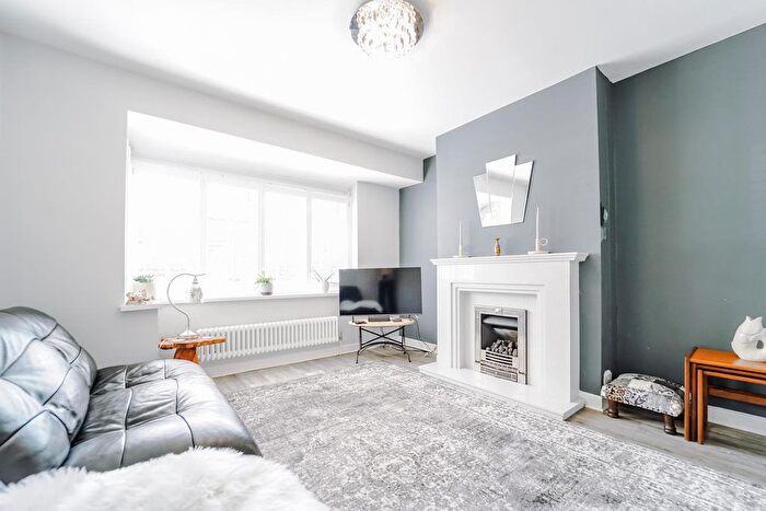 1 Bedroom Semi-Detached Bungalow To Rent In Elm Crescent, Worsley, M28