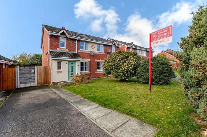 3 Bedroom Semi Detached House For Sale In Burnside Way, Northwich, CW8