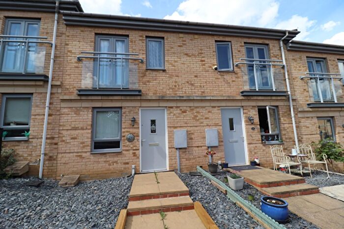 2 Bedroom Terraced House To Rent In Homerton Street, Bletchley, Milton Keynes, MK3