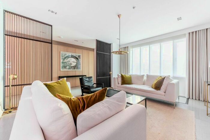 4 Bedroom Mews To Rent In Hesper Mews, South Kensington, London, SW5