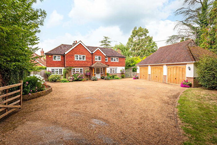 5 Bedroom Detached House For Sale In Guildford Road, Cranleigh, GU6