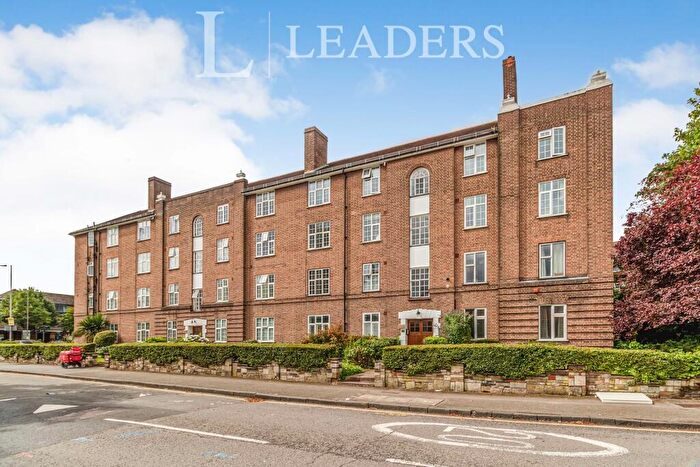1 Bedroom Flat To Rent In Norbiton Hall, London Road, Kingston Upon Thames, KT2