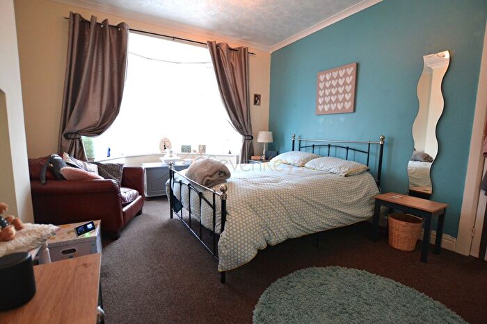 2 Bedroom Flat For Sale In Newton Street, Dunston, Gateshead, Tyne And Wear, NE11