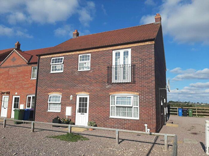 2 Bedroom Flat To Rent In Bed Apartment Hide Close Boston, PE21