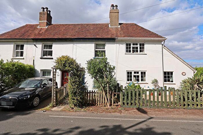 2 Bedroom Cottage To Rent In Dibles Road, Warsash, SO31