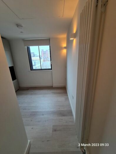 Studio To Rent In George Street, Luton, LU1