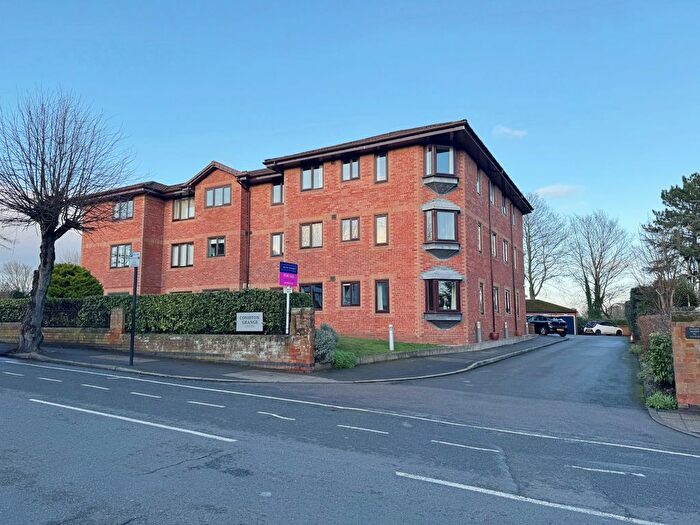 2 Bedroom Flat For Sale In Coniston Grange, Priory Road, Kenilworth, CV8