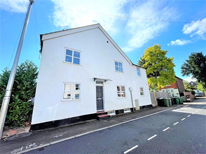 5 Bedroom Terraced House To Rent In Eagle Road, Guildford, Surrey, GU1