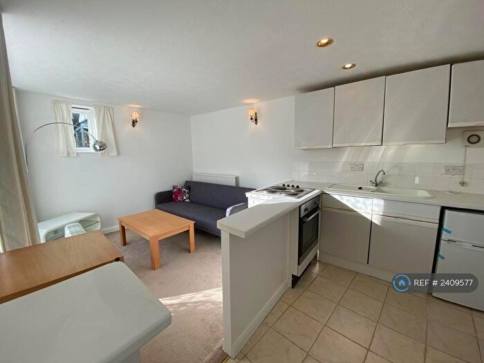 1 Bedroom Flat To Rent In Banbury Road, Oxford, OX2