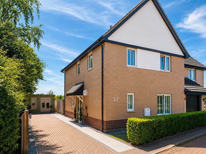 4 Bedroom Semi-detached House For Sale In Cornfields, Burwell, CB25