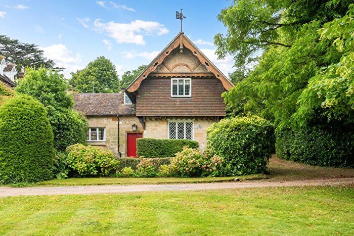 3 Bedroom Detached House For Sale In Lewes Road, Haywards Heath, RH17