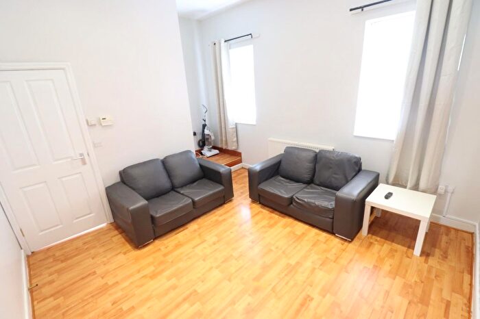 2 Bedroom Semi-Detached House To Rent In A Plungington Road, Preston, PR1