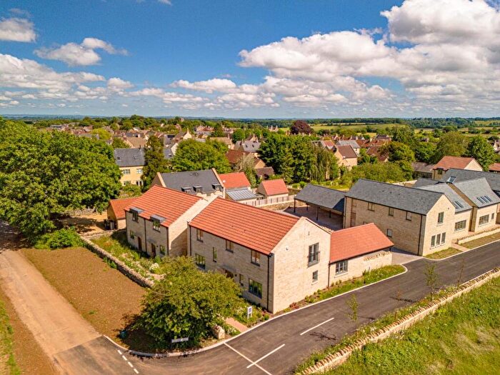 4 Bedroom Detached House For Sale In Tanners Lane, Marshfield, SN14