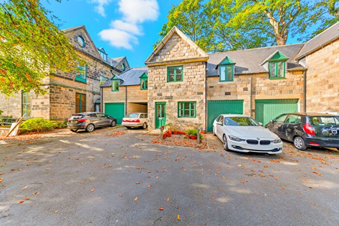 2 Bedroom Maisonette For Sale In Flat, Maryland House, Grosvenor Road, Leeds, West Yorkshire, LS6