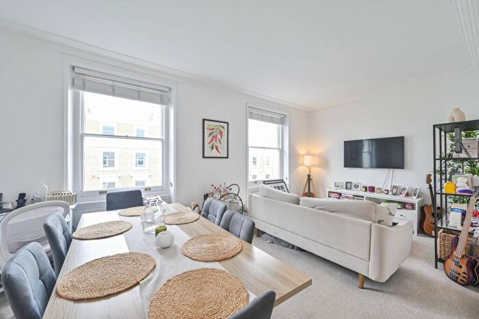 1 Bedroom Flat For Sale In Harcourt Terrace, Chelsea, London, SW10